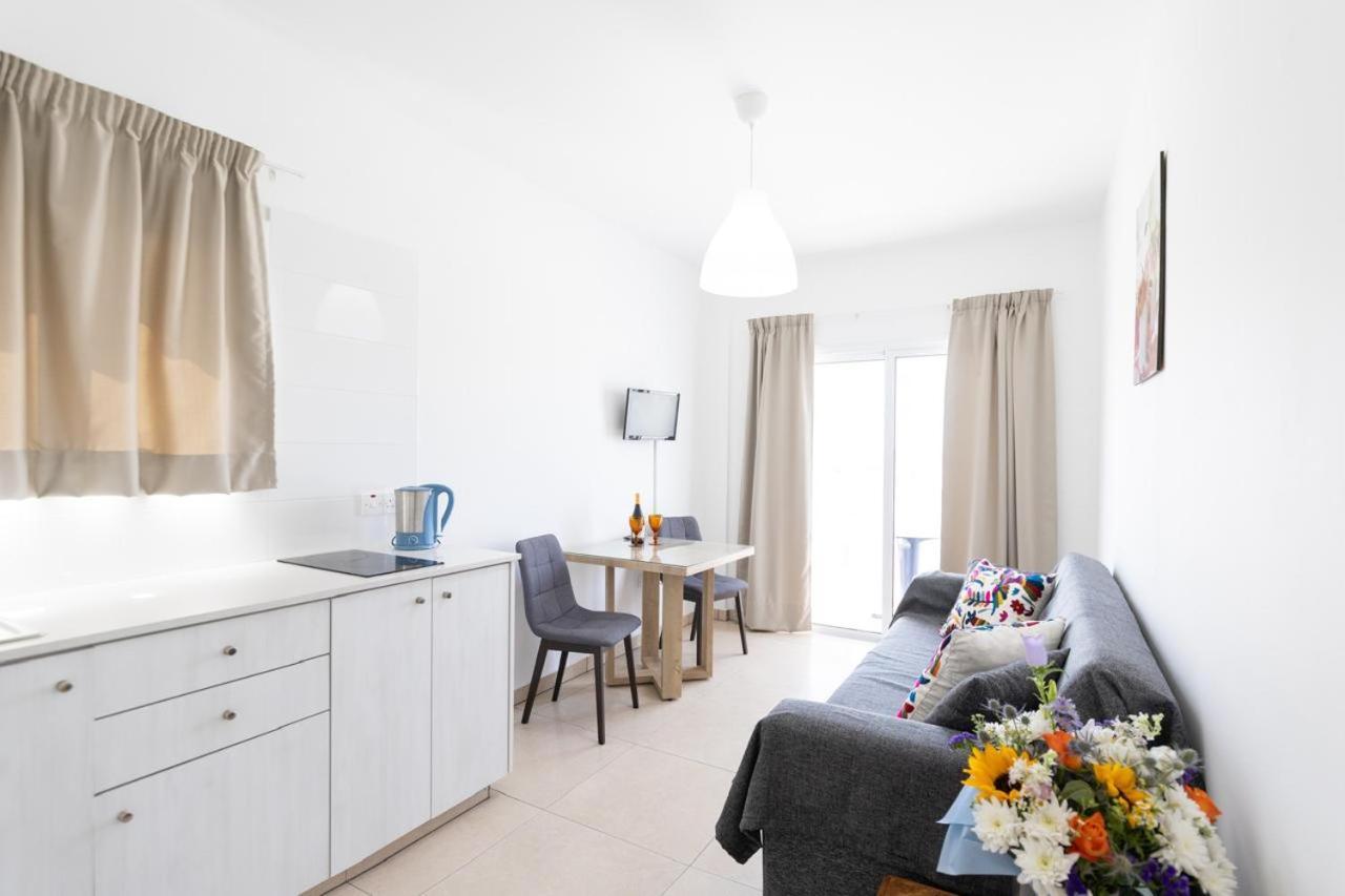 Christothea Apartments Ayia Napa Bagian luar foto