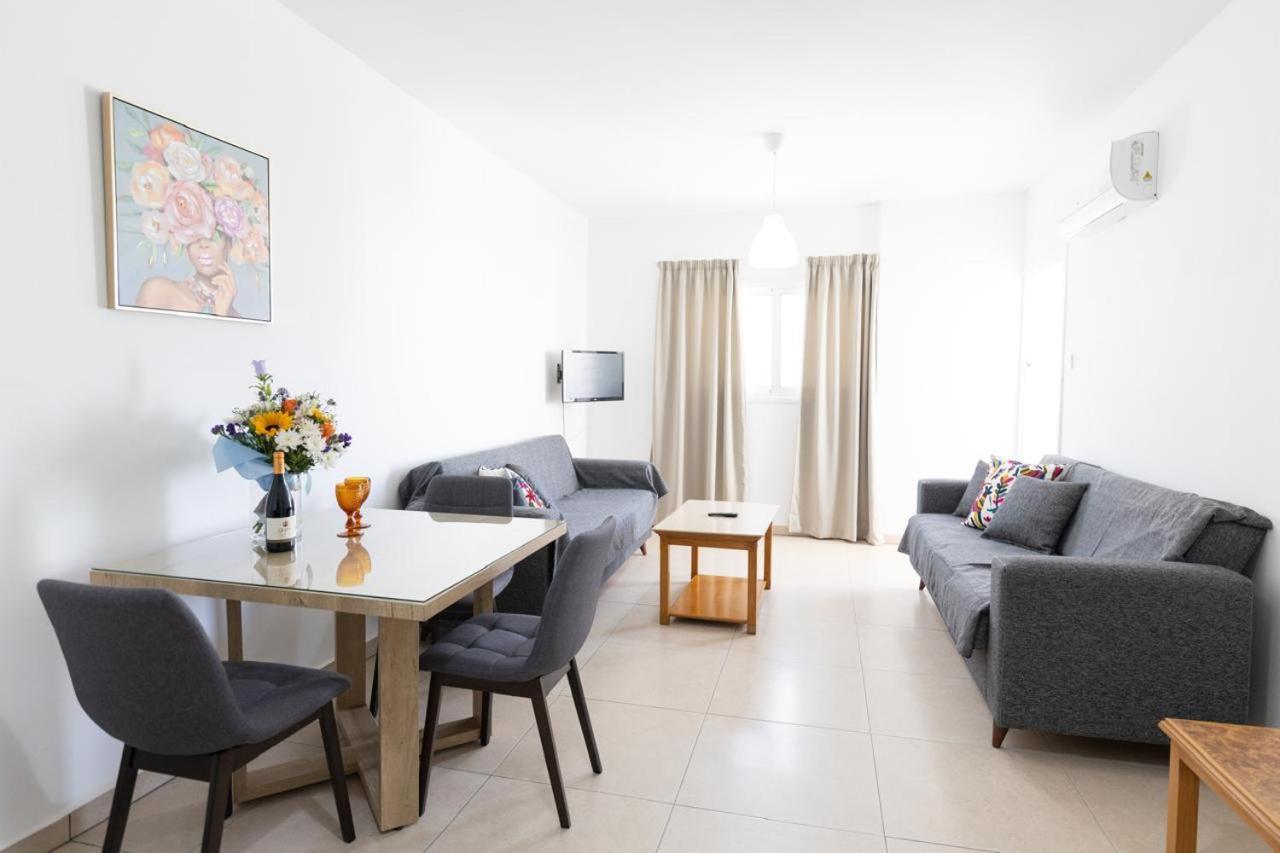 Christothea Apartments Ayia Napa Ruang foto