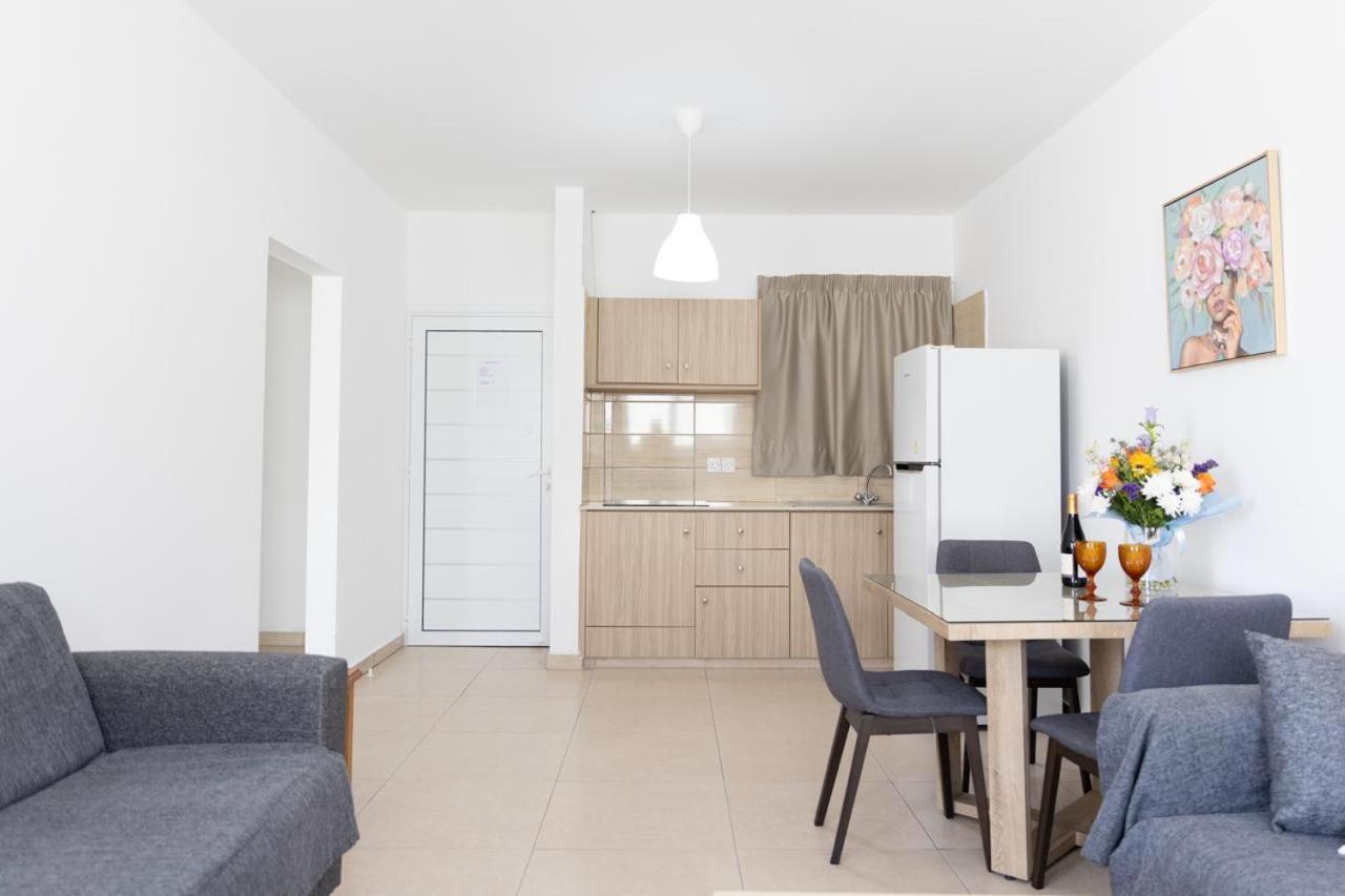 Christothea Apartments Ayia Napa Bagian luar foto